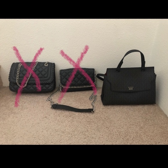 Guess black handbag or bodybag - Picture 2 of 2